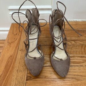 Super cute tie up suede sandals!